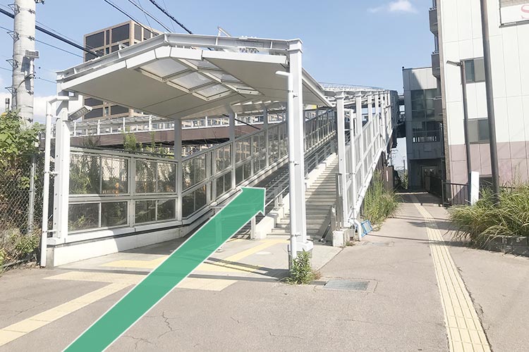 6. 直進ください。